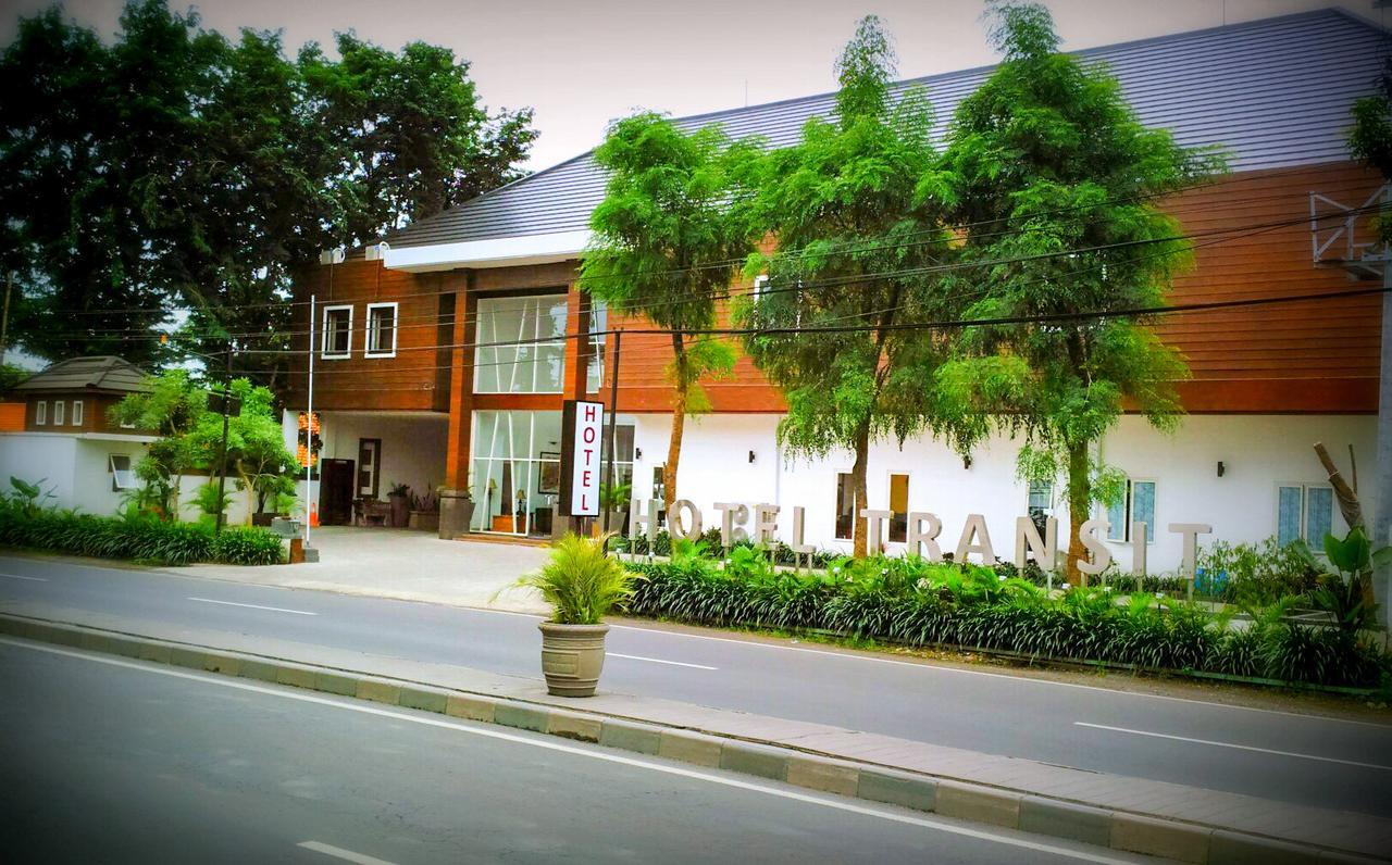 Hotel Transit Pasuruan Exterior photo