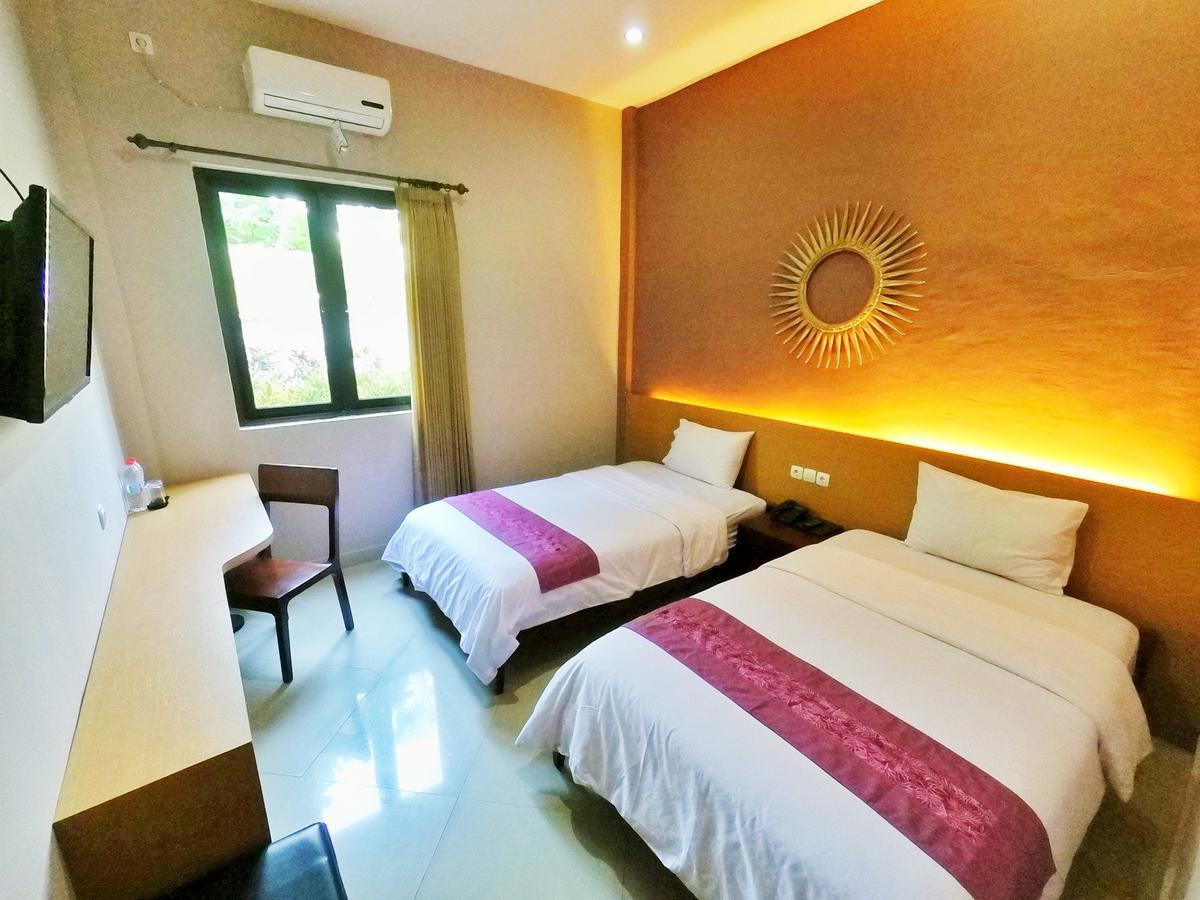 Hotel Transit Pasuruan Exterior photo